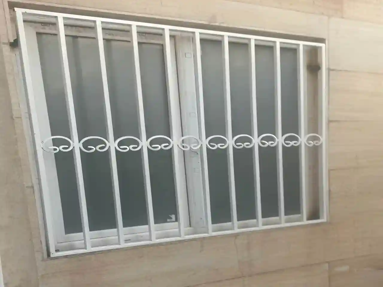 مدل های حفاظ پنجره فرفورژه، مدرن و ساده مدل های حفاظ پنجره فرفورژه، مدرن و ساده