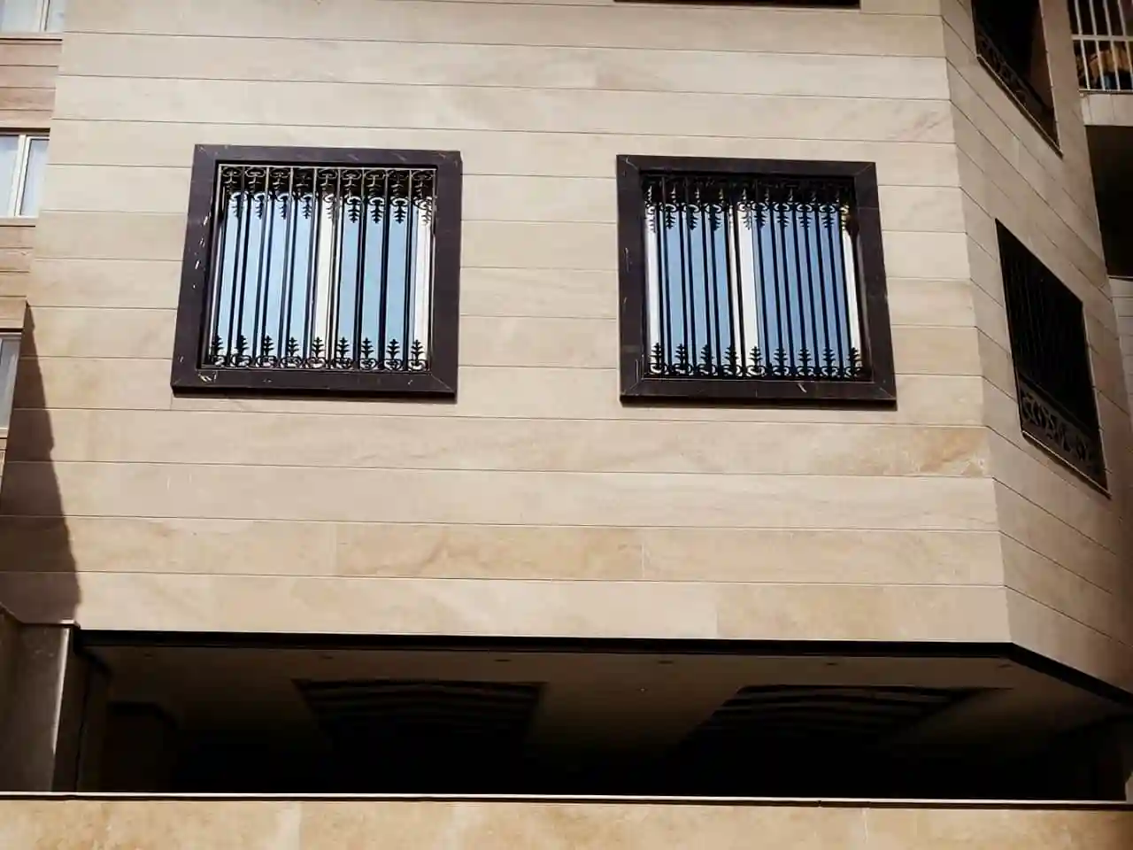 مدل های حفاظ پنجره مزایای استفاده مدل های حفاظ پنجره مزایای استفاده