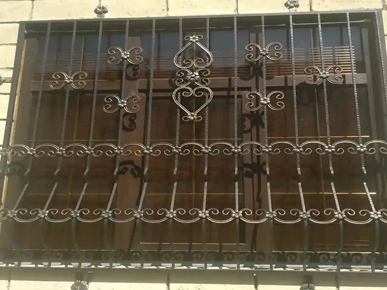 سفارش و نصب حفاظ پنجره به صورت سفارشی سفارش و نصب حفاظ پنجره به صورت سفارشی