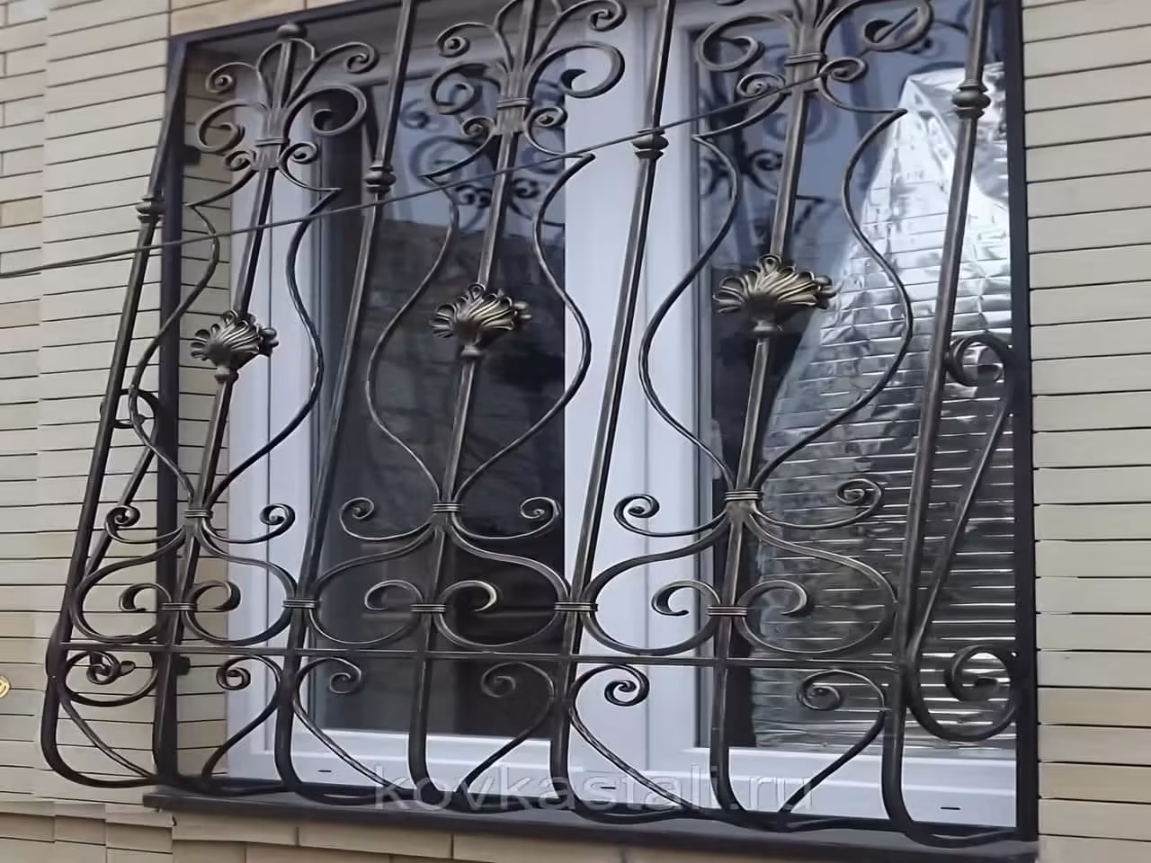 مزایا و معایب حفاظ پنجره مزایا و معایب حفاظ پنجره