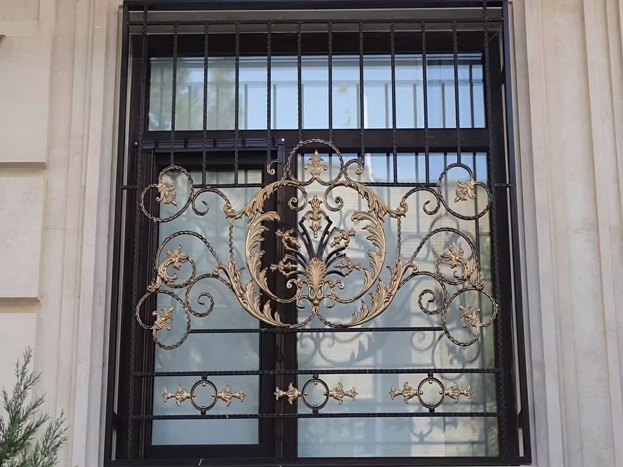 بررسی وزن حفاظ پنجره و تأثیر آن بر استحکام بررسی وزن حفاظ پنجره و تأثیر آن بر استحکام