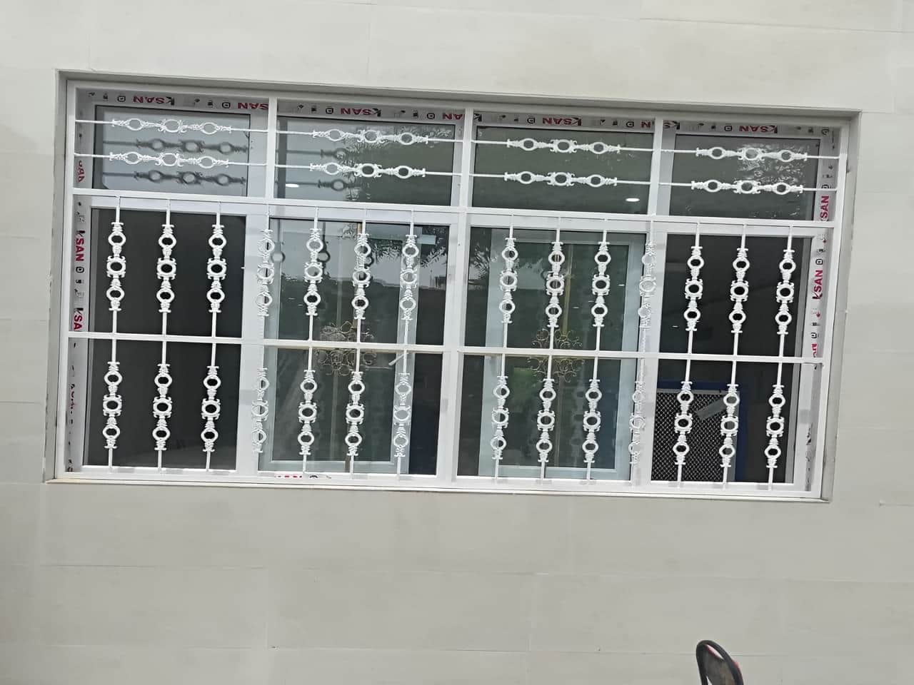 حفاظ پنجره مدرن برای متمایز کردن ساختمان