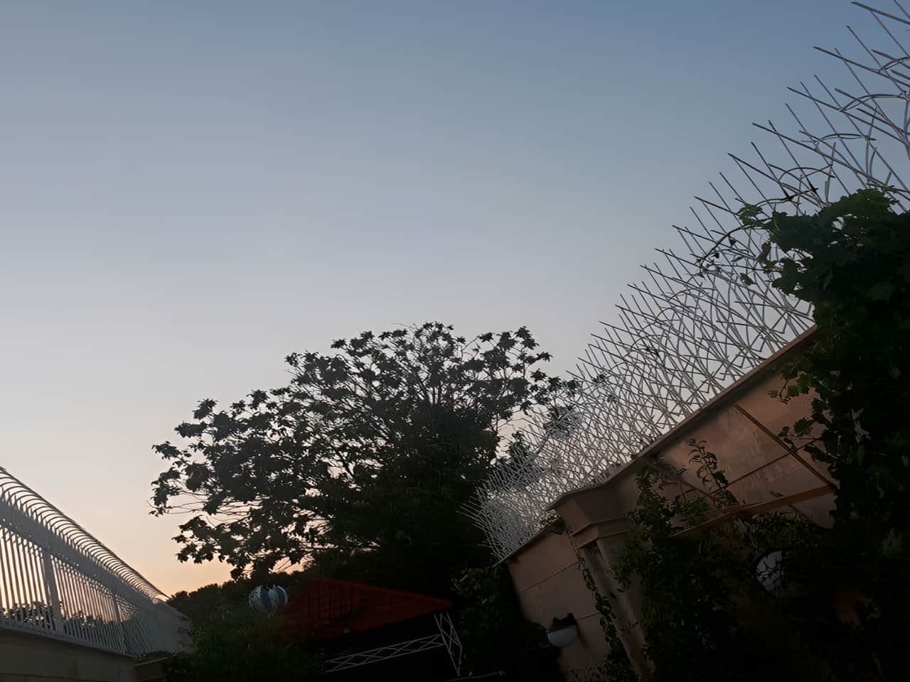 کاربردهای حفاظ شاخ گوزنی در خانه های ویلایی