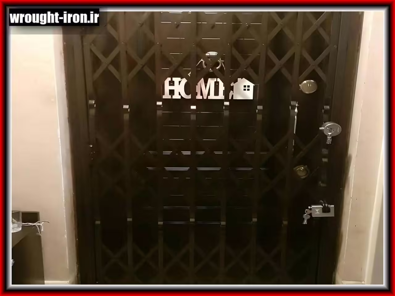 درب آکاردئونی از چه قطعاتی ساخته میشود؟ درب آکاردئونی از چه قطعاتی ساخته میشود؟