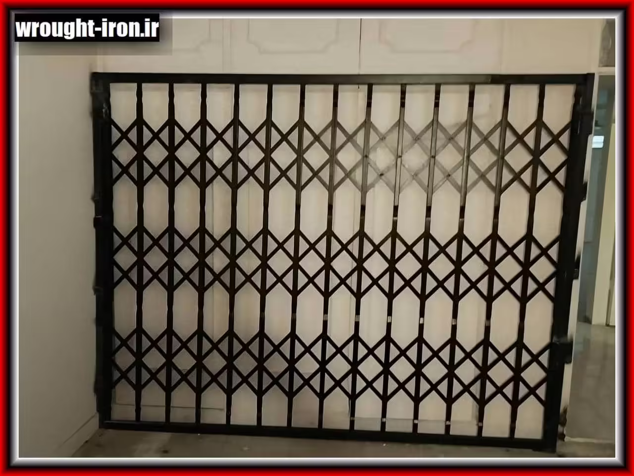 مقایسه درب آکاردئونی با دربهای دیگر از نظر هزینه و کارایی مقایسه درب آکاردئونی با دربهای دیگر از نظر هزینه و کارایی