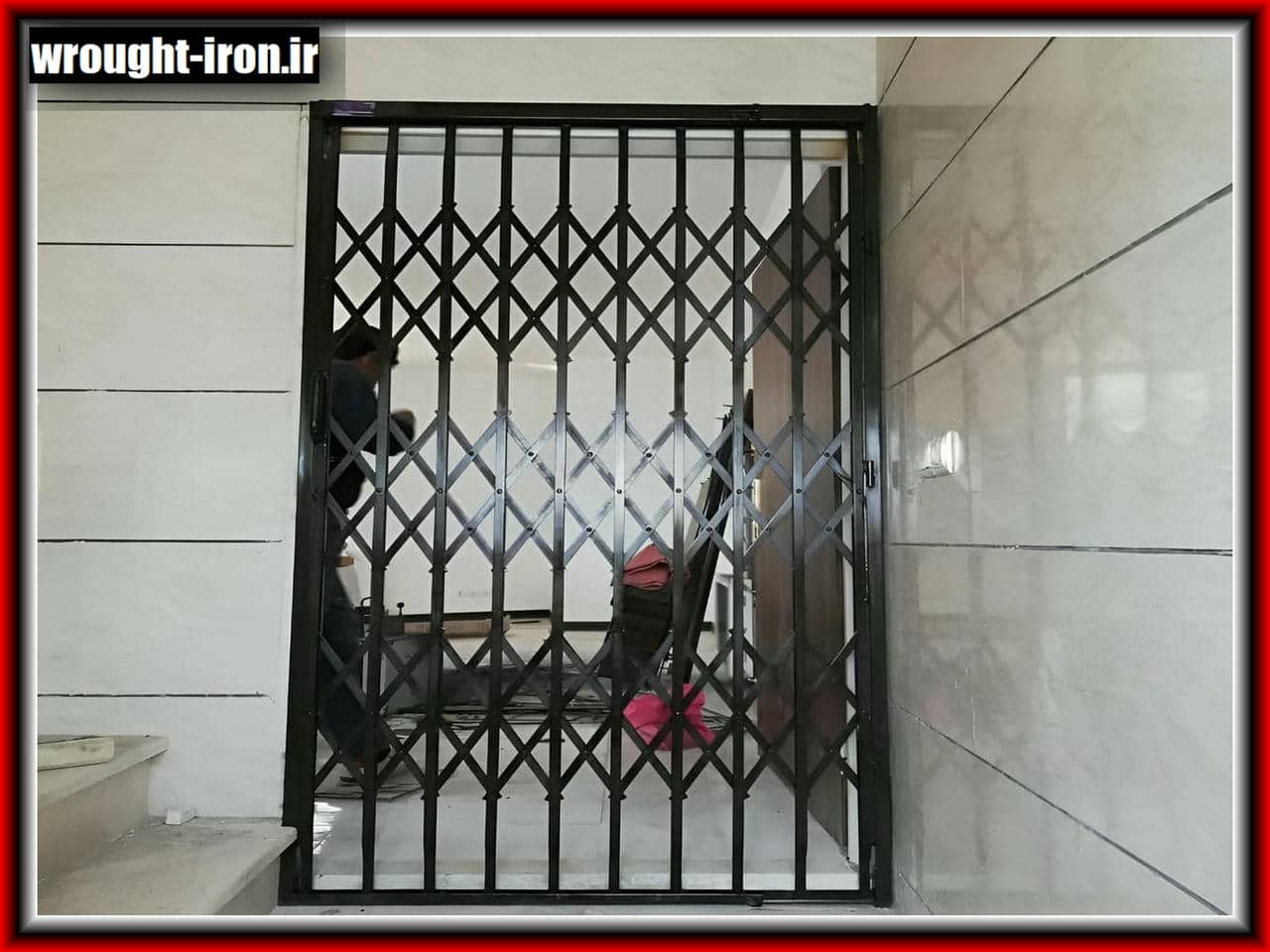 چالشهای نصب و نگهداری درب آکاردئونی چالشهای نصب و نگهداری درب آکاردئونی