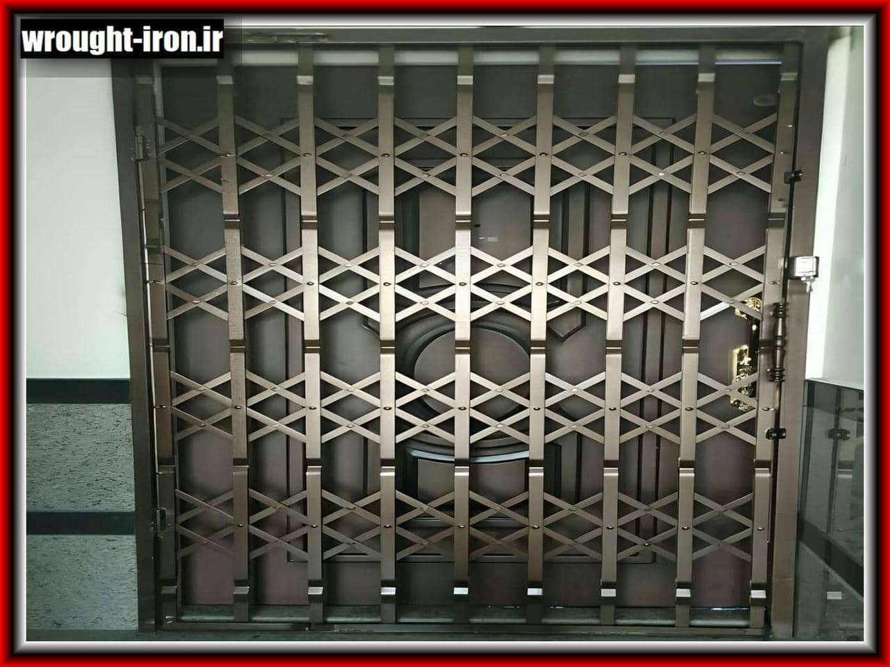 چرا درب آکاردئونی بهترین انتخاب برای امنیت منزل است؟ چرا درب آکاردئونی بهترین انتخاب برای امنیت منزل است؟