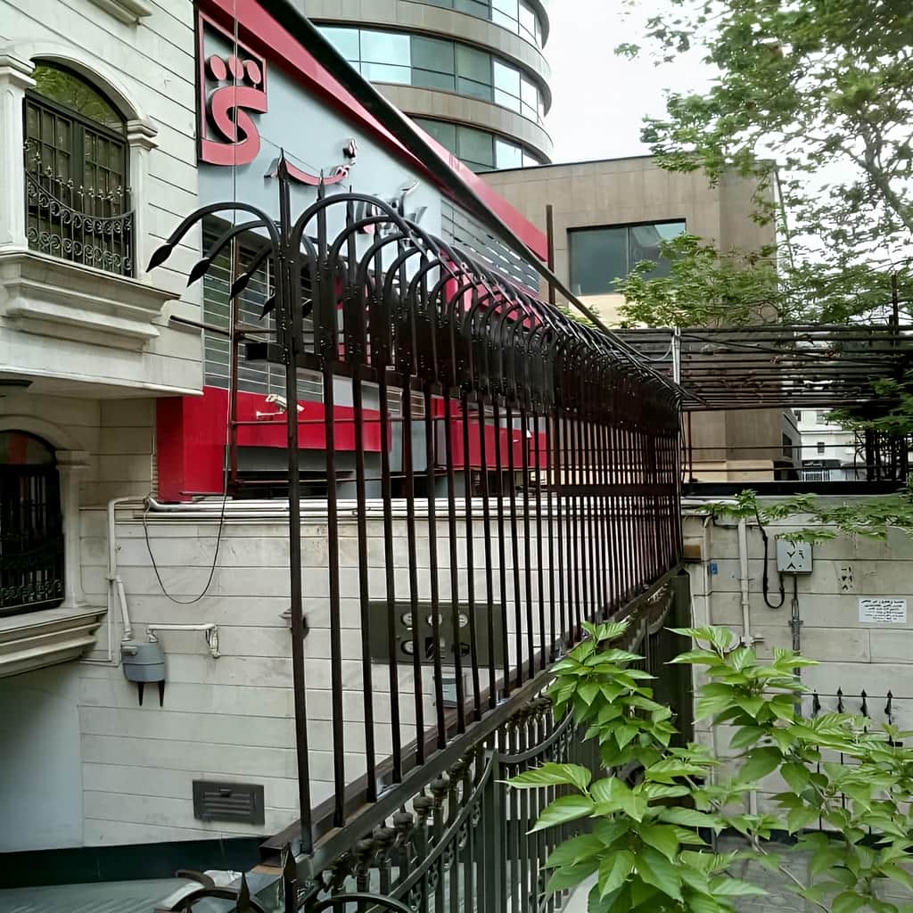 فروش حفاظ سرنیزه ای دیواری