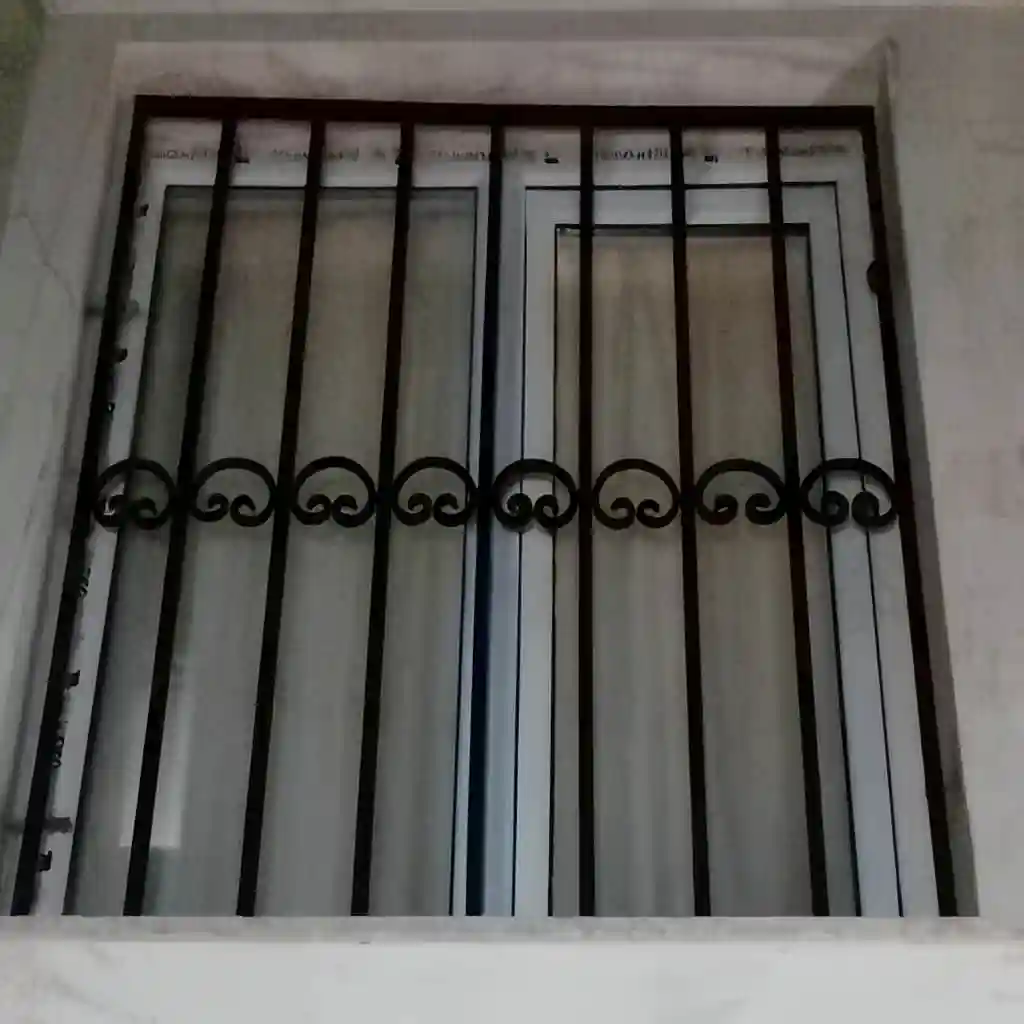 حفاظ پنجره نعل اسبی ساخت