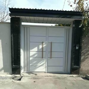 درب مدرن رادون ویلا پارکینگ