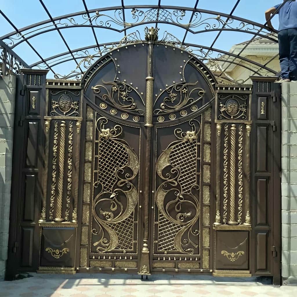 خرید درب پارکینگ فرفورژه شیک