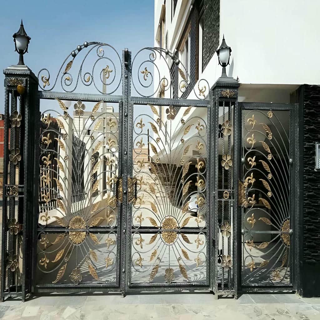 کارخانه ساخت درب حیاط آهنی فرفورژه