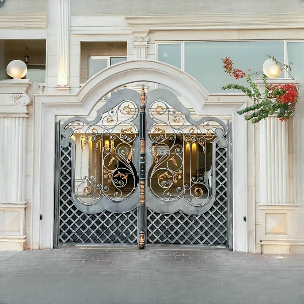 خرید درب فلزی ارغوان برای پارکینگ