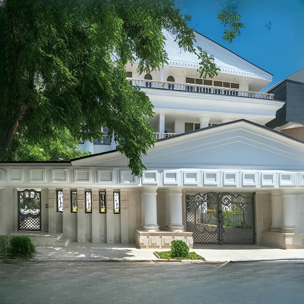 درب فلزی ارغوان کلاسیک لوکس