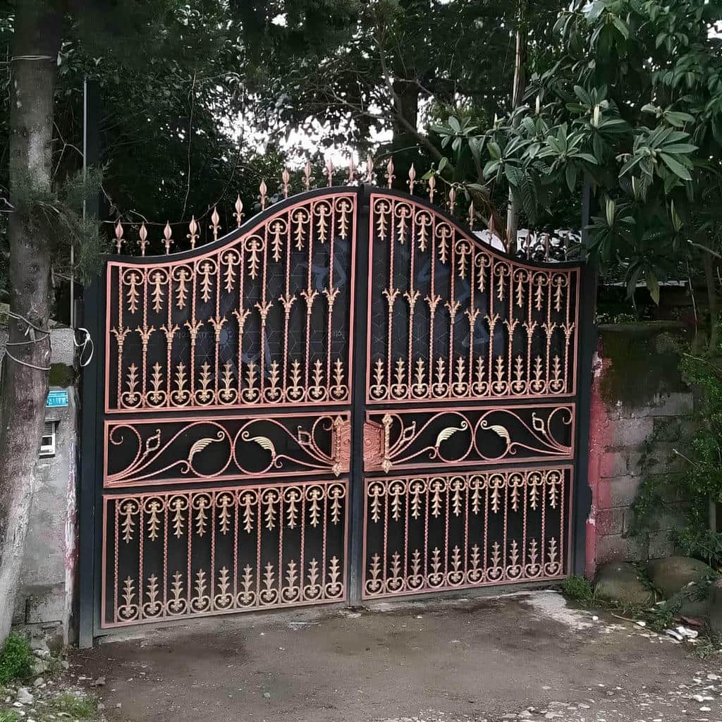 نصب درب فلزی انگلیسی کلاسیک مدرن