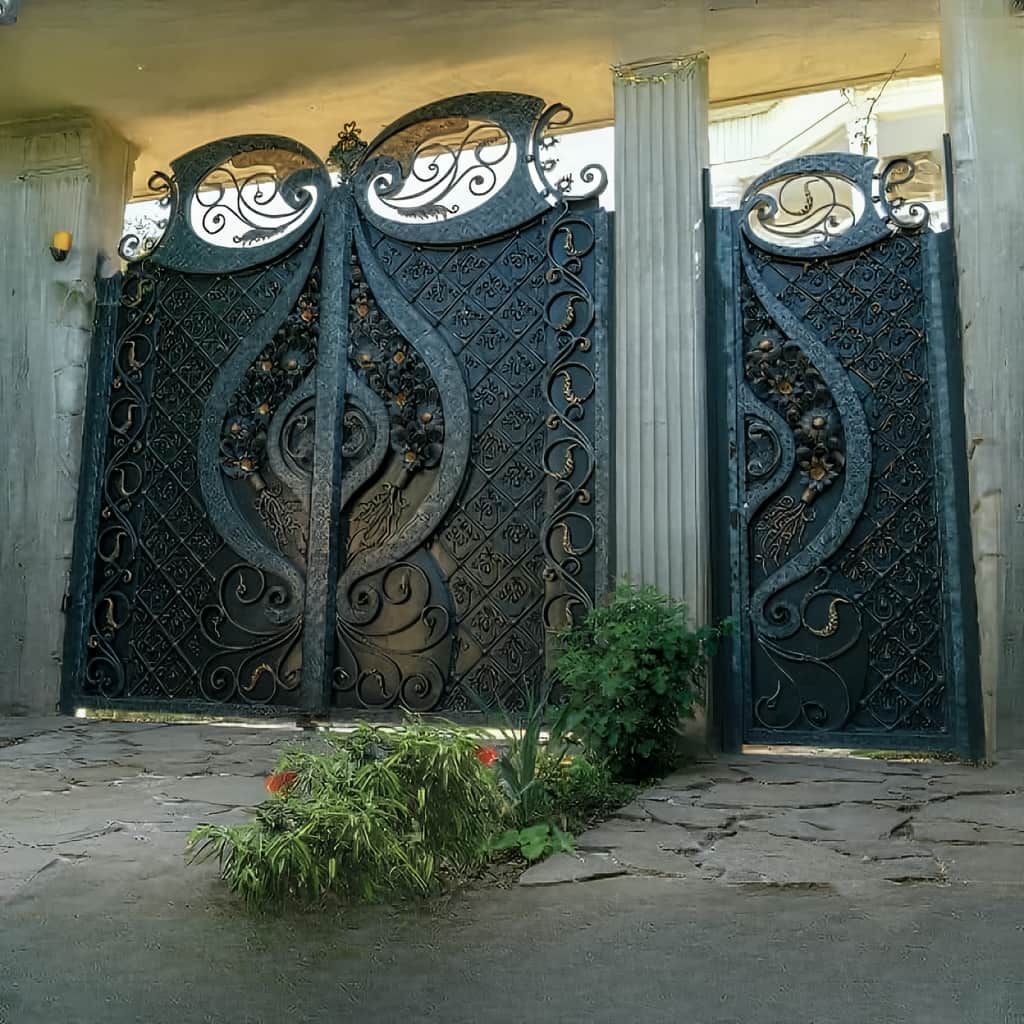 خرید و قیمت درب فلزی دسته گل کلاسیک