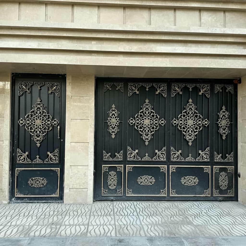 کارخانه تولید درب فلزی صدفی سفارشی