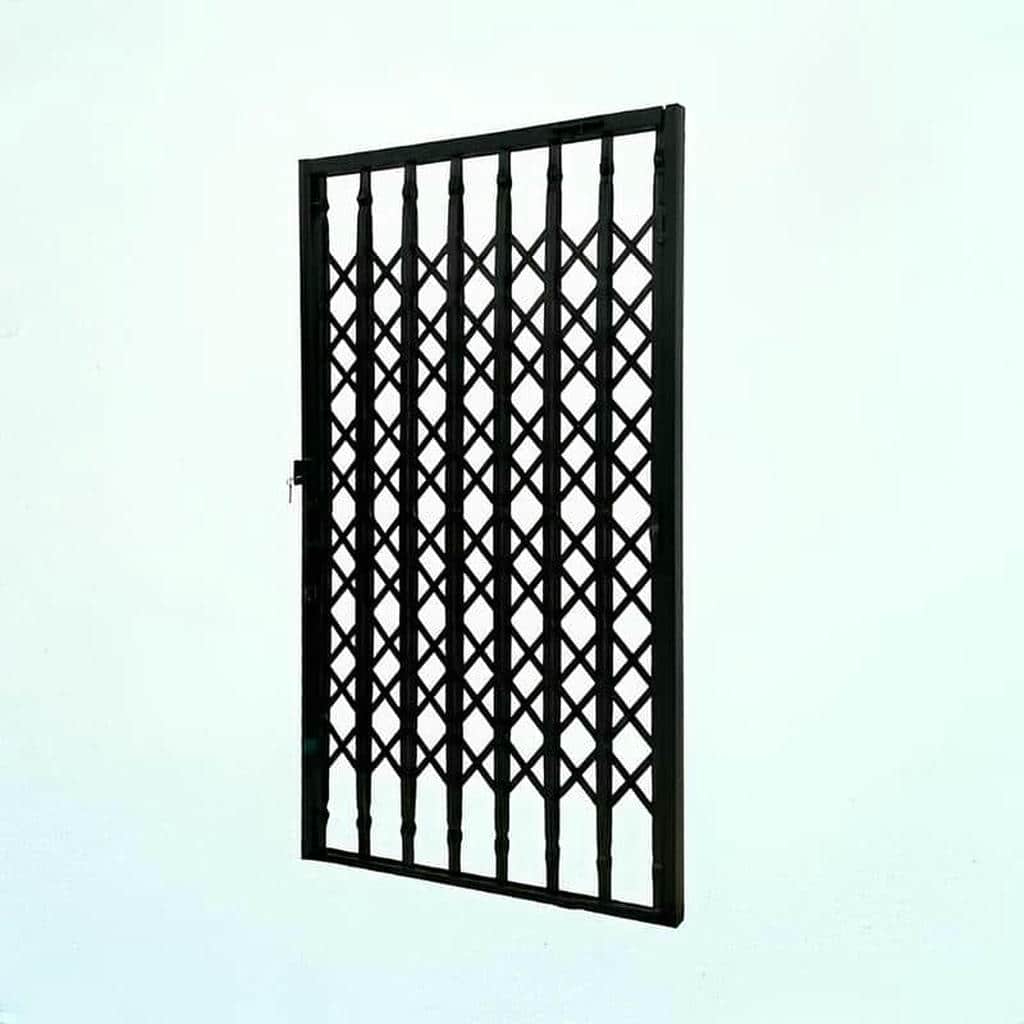نصب حفاظ آکاردئونی پروفیل مقاوم در قشم