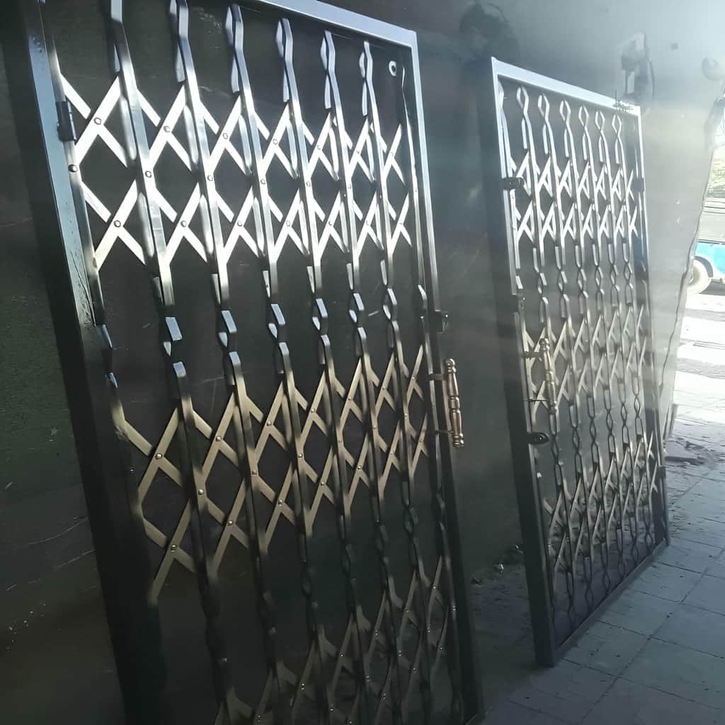 قیمت حفاظ آکاردئونی مدل سه گل در قزوین