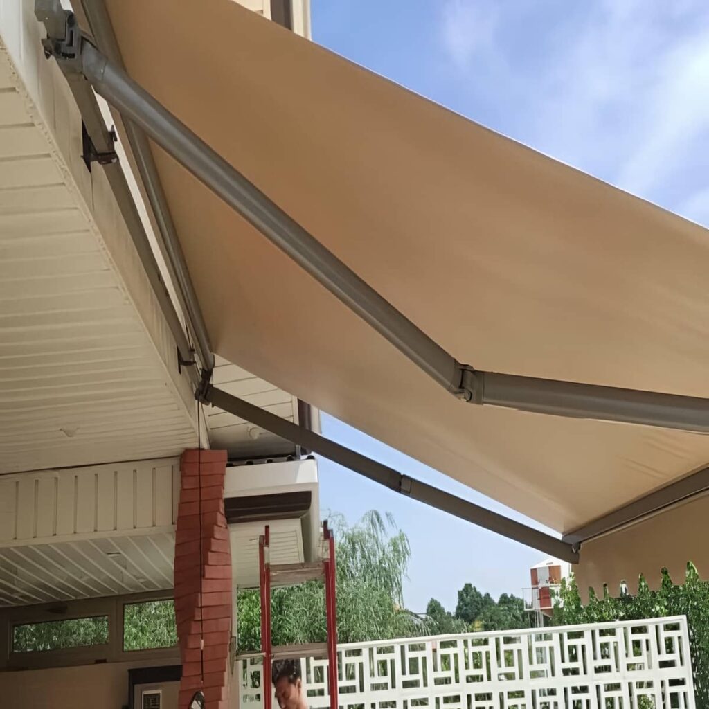 قیمت سایبان برقی بازویی اتوماتیک فروشگاهی در اشتهارد