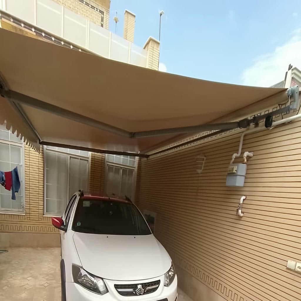 سایبان برقی بازویی در بندر چابهار