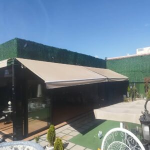 سایبان برقی بازویی اتوماتیک در شهرکرد