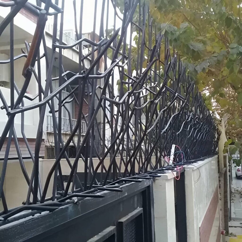 نصب حفاظ شاخ گوزنی رنگ ضدزنگ در قزوین