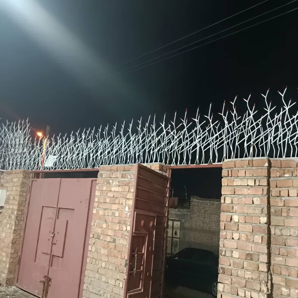 نصب حفاظ شاخ گوزنی مقاوم در لواسان