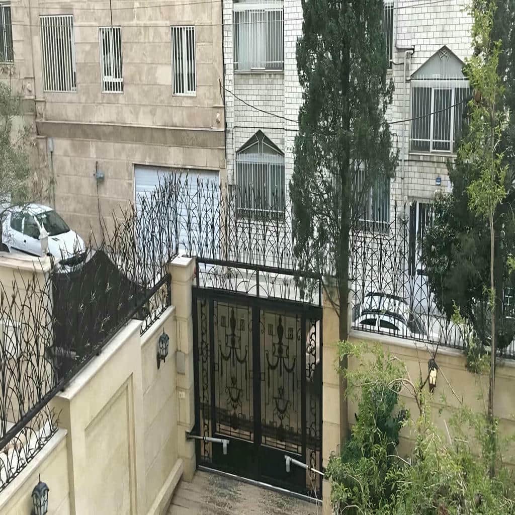 قیمت حفاظ شاخ گوزنی دیوار حیاط در تهران