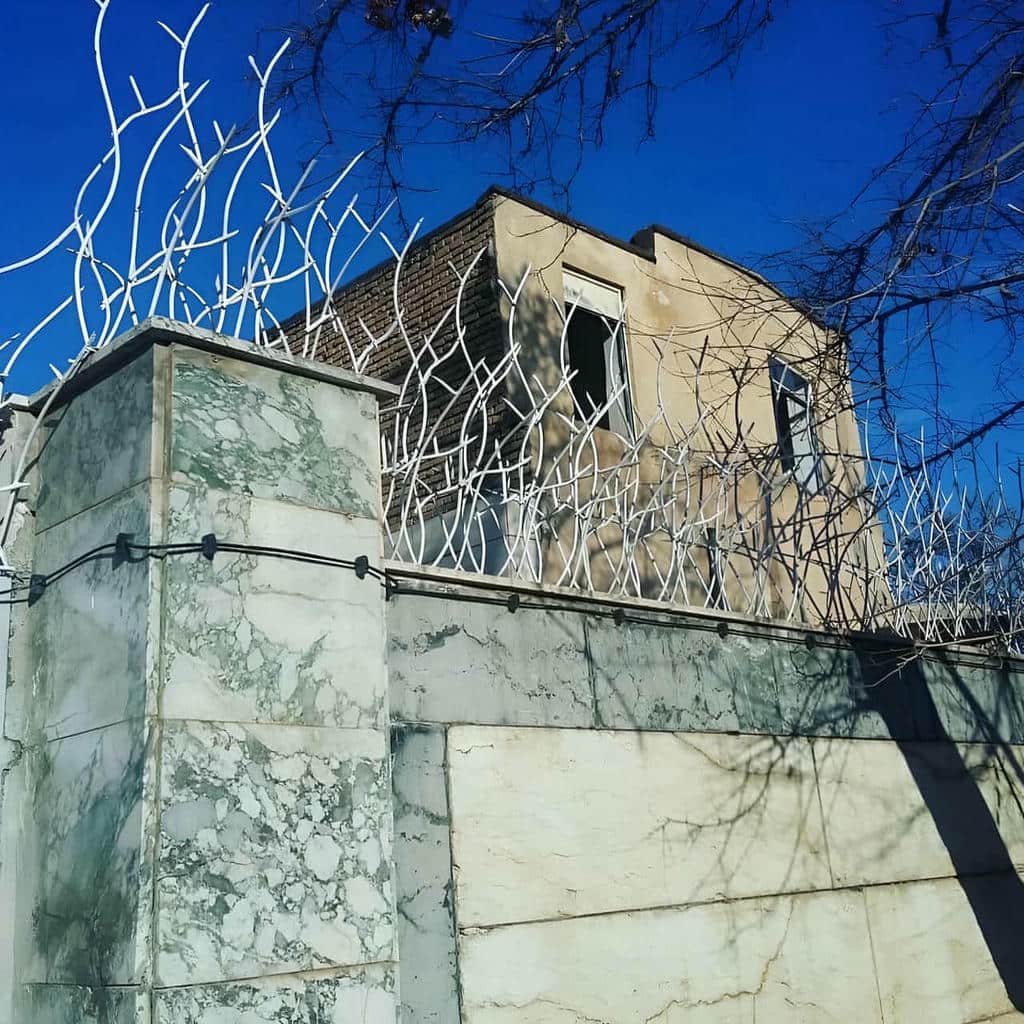 نصب حفاظ شاخ گوزنی اتصال پایه در اشتهارد