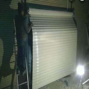 کرکره برقی در کاشان