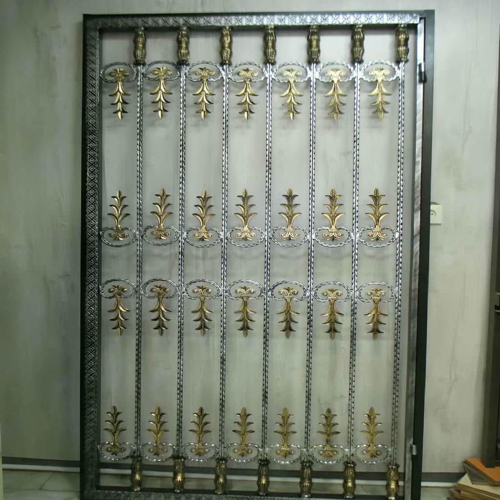 حفاظ پنجره در اردبیل
