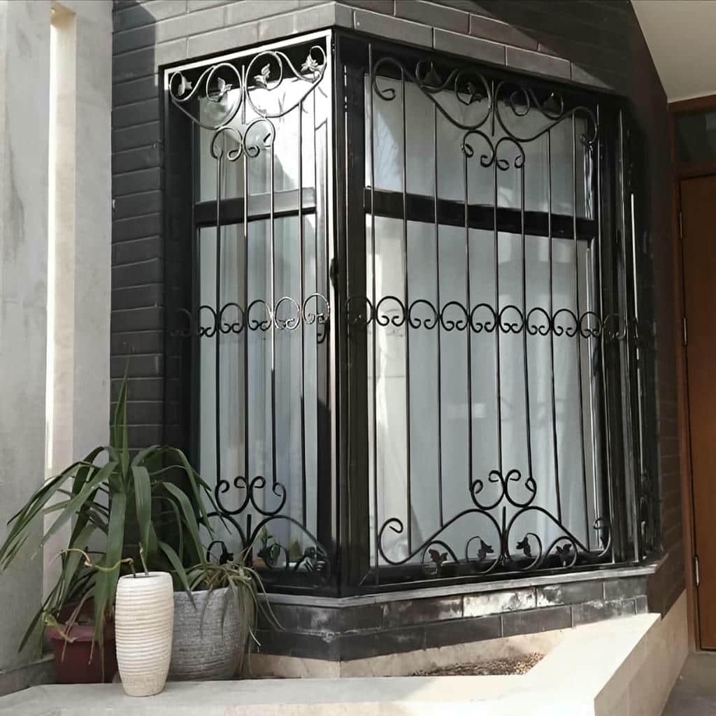خرید حفاظ پنجره گرد کلاسیک در ساوه