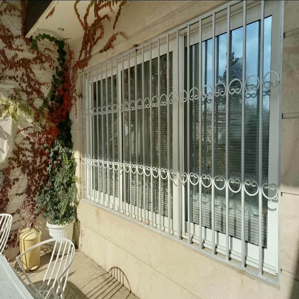 خرید حفاظ پنجره فرفورژه مدرن در اراک