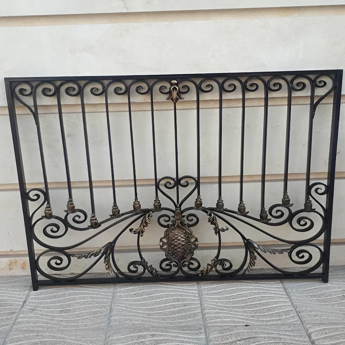 حفاظ پنجره در گنبدکاووس