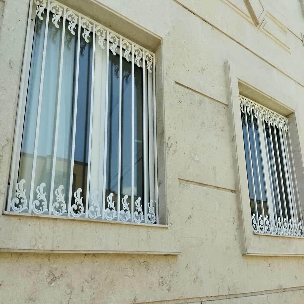 نصب نرده پنجره حفاظ آهنی فرفورژه در اندیشه