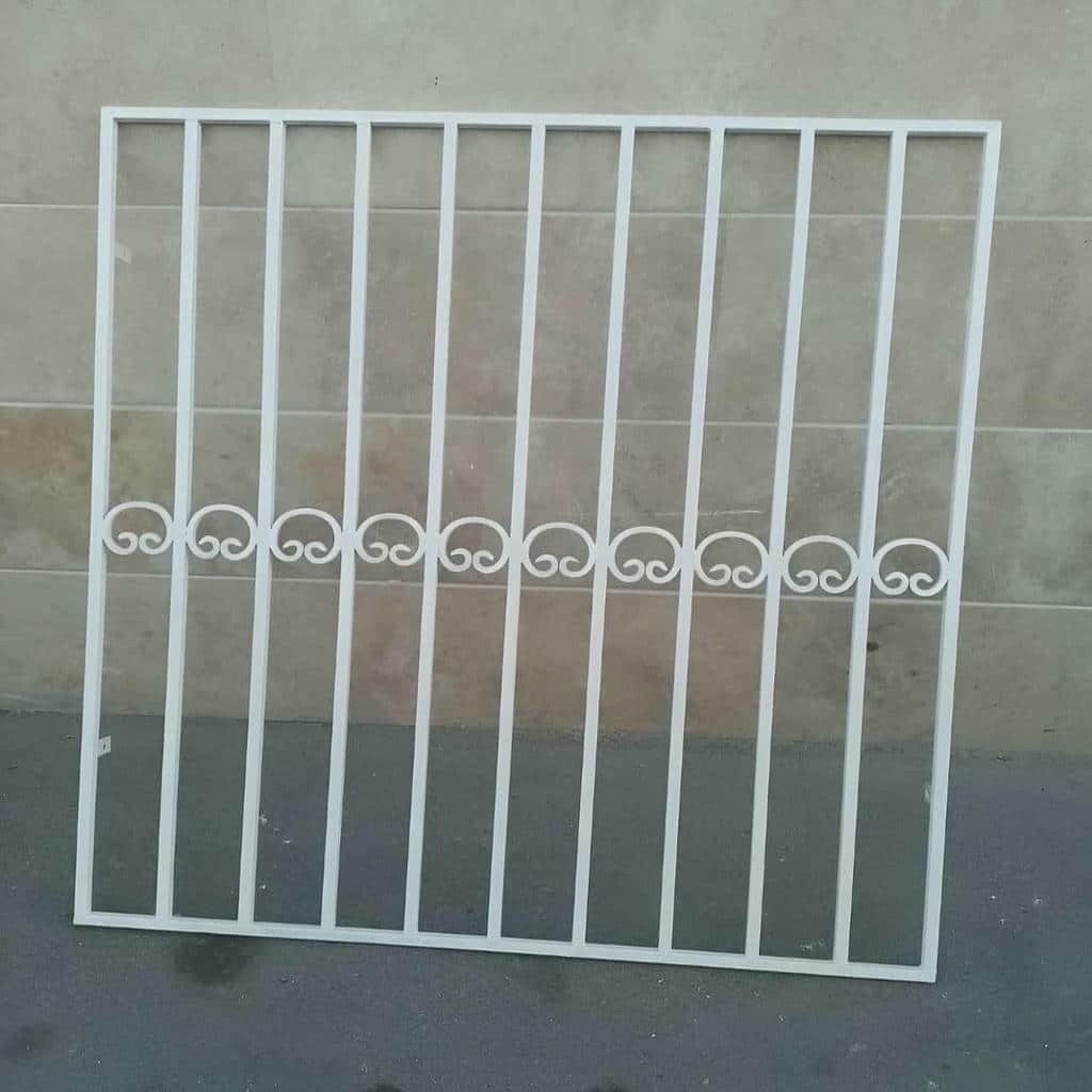 خرید نرده پنجره حفاظ آهنی ضدزنگ در بندرعباس