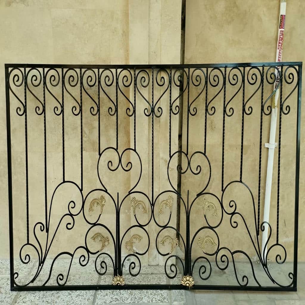 نصب حفاظ پنجره فرفورژه مدرن در خرم آباد