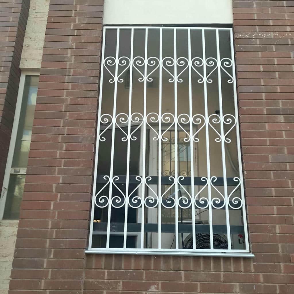 کارخانه حفاظ پنجره گرد کلاسیک در کردان