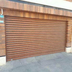 کرکره برقی در باغ عباس‌آباد