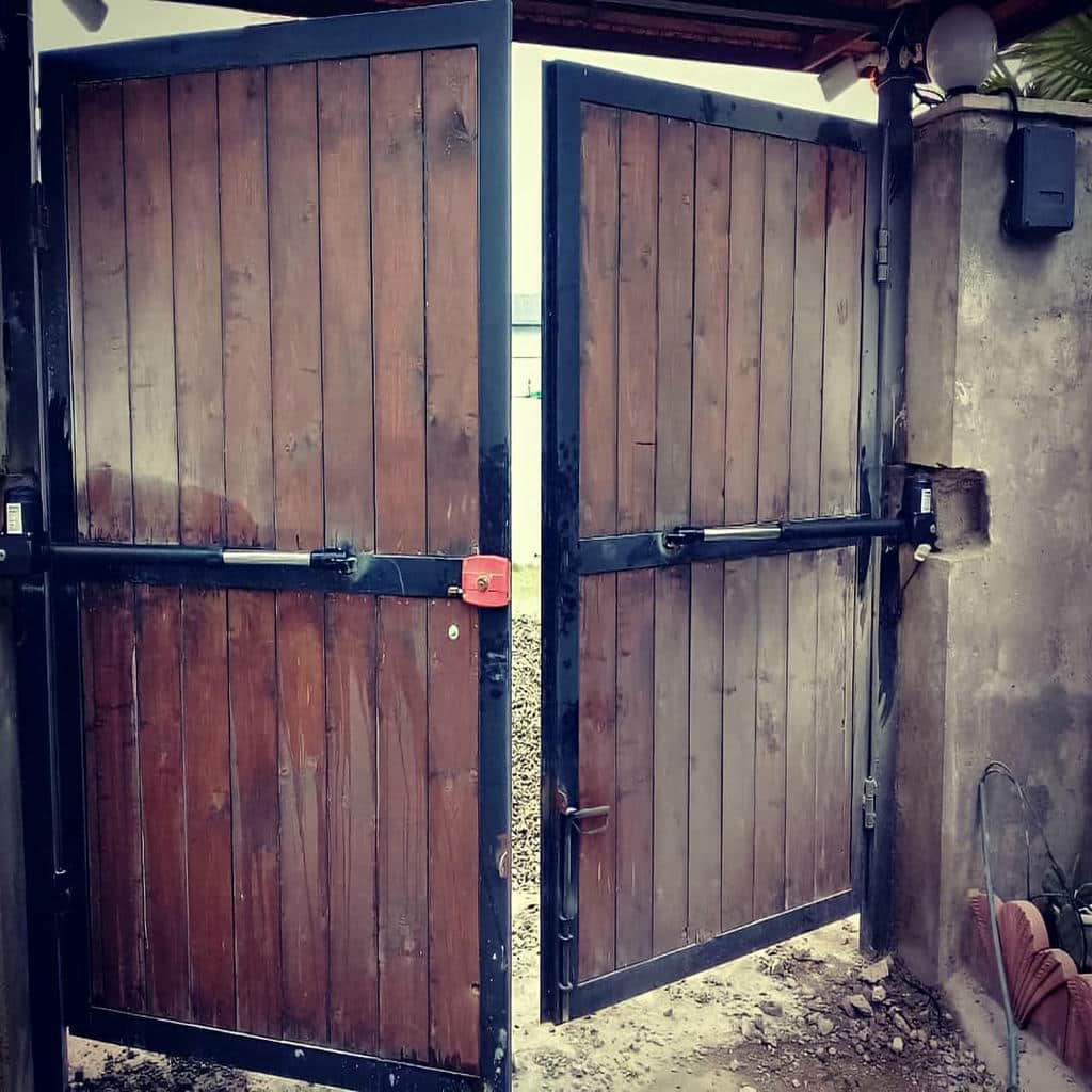 جک پارکینگ اتوماتیک در بندر لنگه