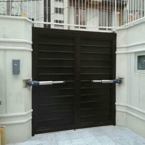 جک درب پارکینگ اتوماتیک در سیرجان