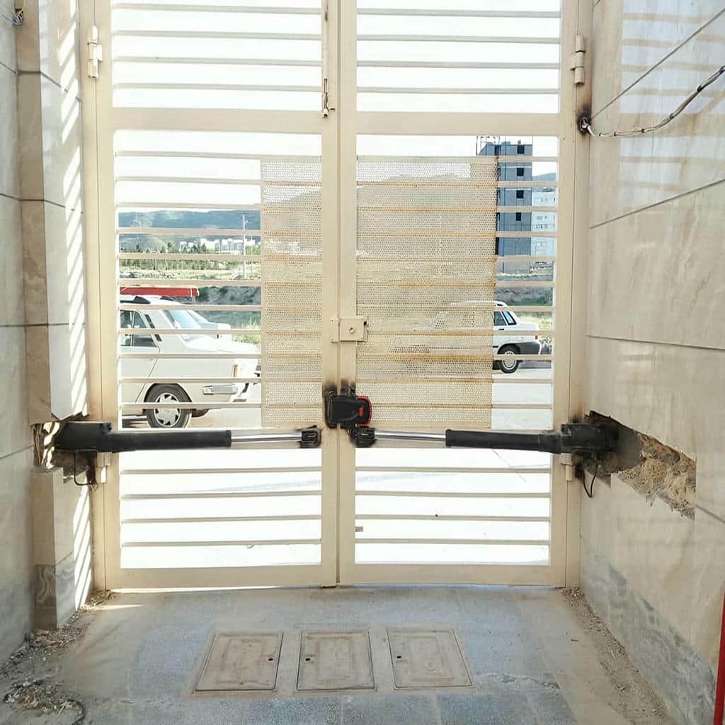 نصب جک درب پارکینگ اتوماتیک وزن در لواسان