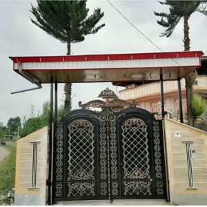 درب حیاط ویلا در تبریز