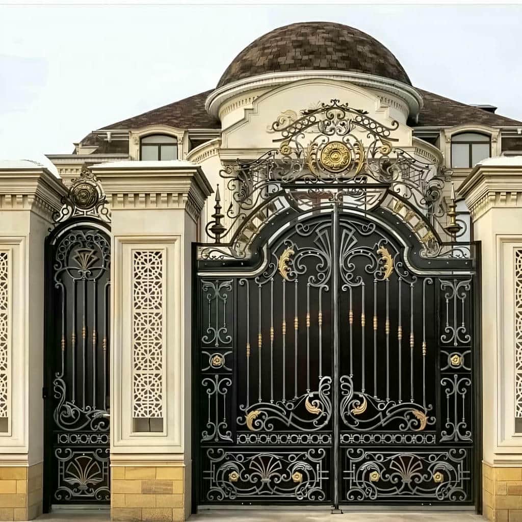 خرید درب حیاط ویلا ساده در کمال شهر