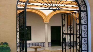 درب حیاط ویلا در بندر انزلی