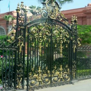 درب حیاط ویلا در کرمانشاه