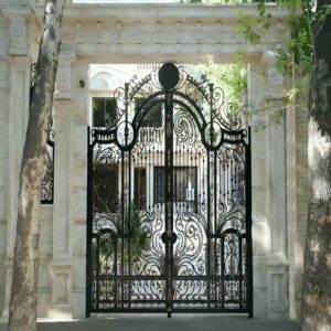 درب حیاط ویلا در طالقان