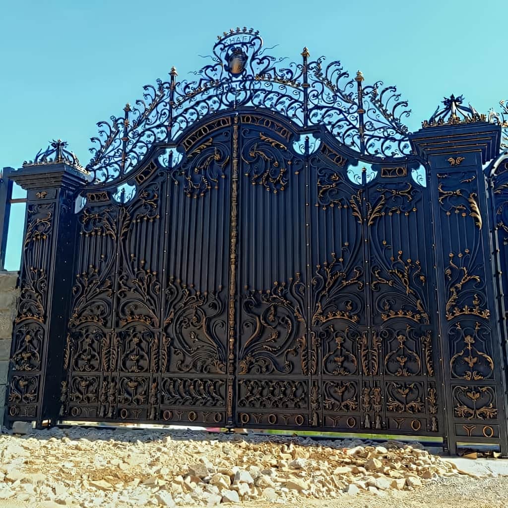 درب حیاط ویلا در قزوین