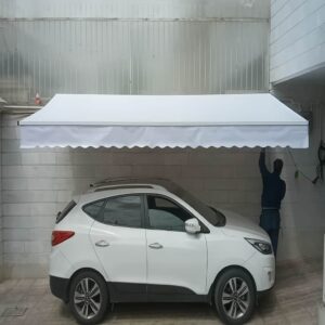سایبان برقی با اندازه گیری عرض و پیشروی روی دهانه مغازه